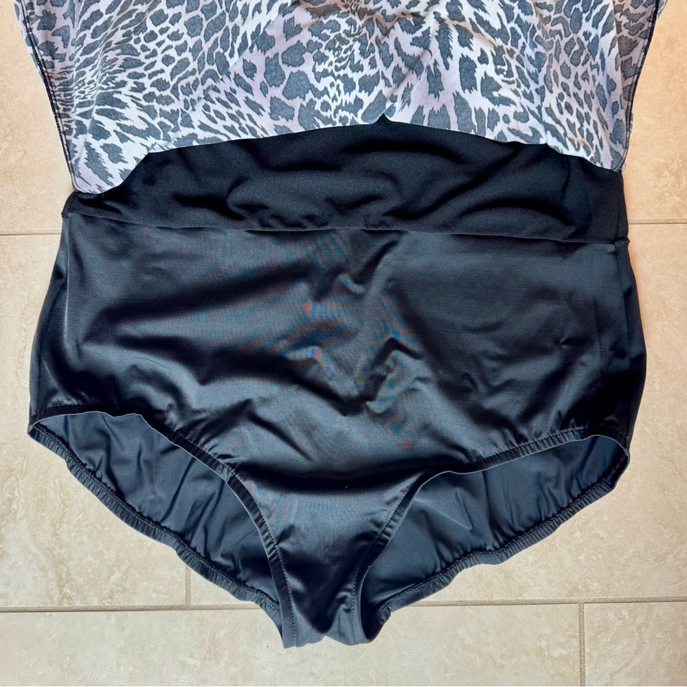 Catalina Suddenly Slim Black/Grey Swimsuit Dress. - Picture 4 of 6